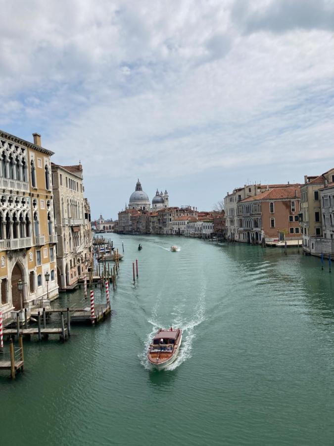 Venice Venezia ,Ghetto,Biennale, Campo Maddalena Bagian luar foto