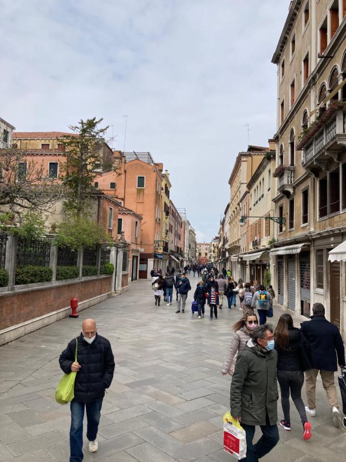 Venice Venezia ,Ghetto,Biennale, Campo Maddalena Bagian luar foto